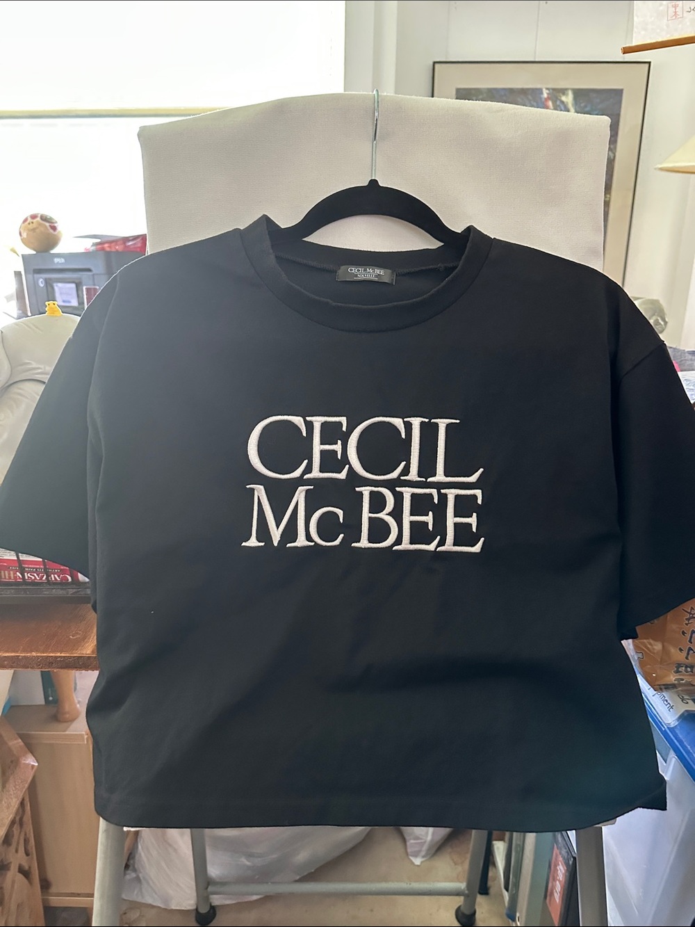 Black crop top with White CECIL McBEE is a highly iconic Japanese fashionista